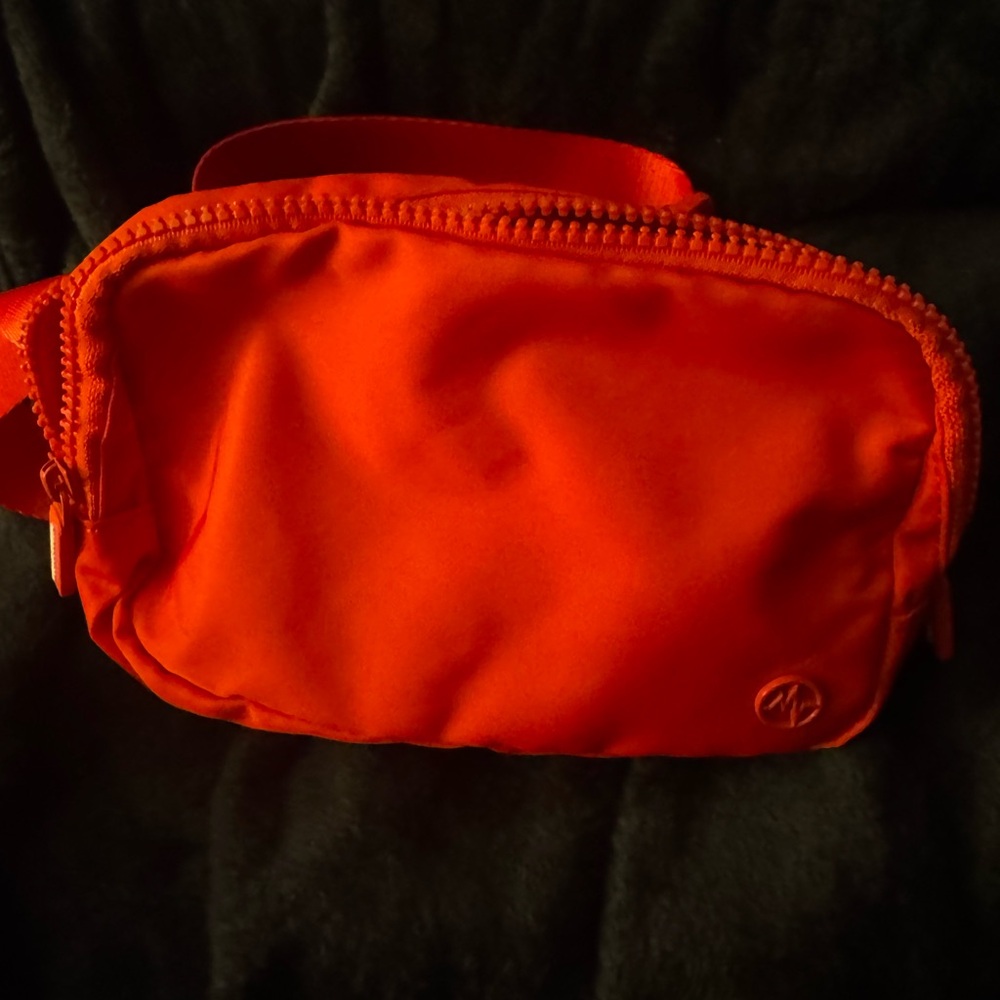 Vibrant Red Crossbody Bag